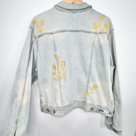 LuLaRoe Harvey Embroidered Yellow Rose Light Wash Stretch Denim Jacket 2XL - Picture 4 of 9
